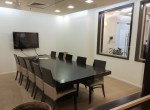 משרדים להשכרה בבניין גמאטרוניק - חדר ישיבות